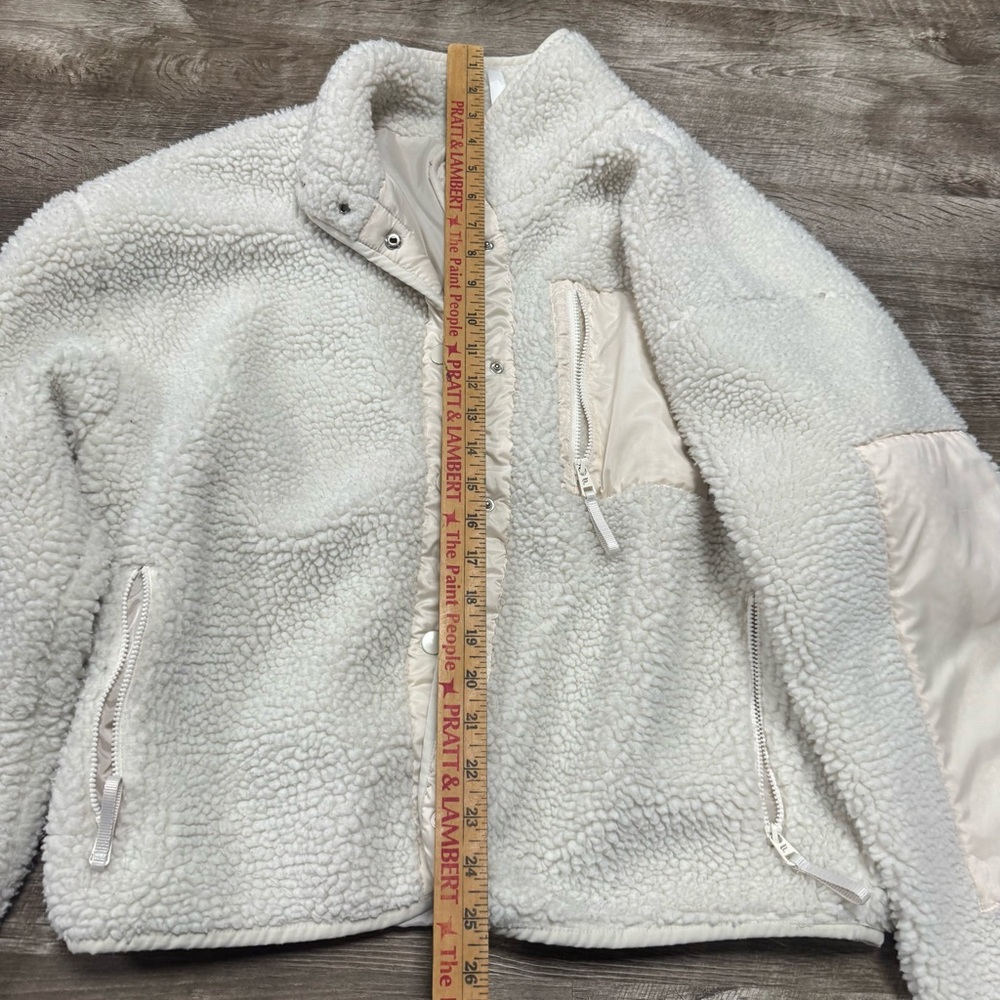 Fabletics Sherpa Button Front Jacket Size Medium - image 3
